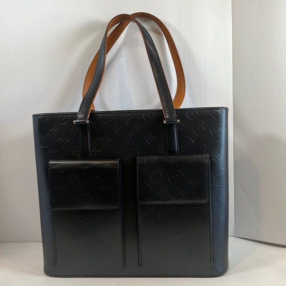 Louis Vuitton Matt Black Leather Stockton Bag LV Signature Embossed,2Flap pocket - Picture 5 of 14
